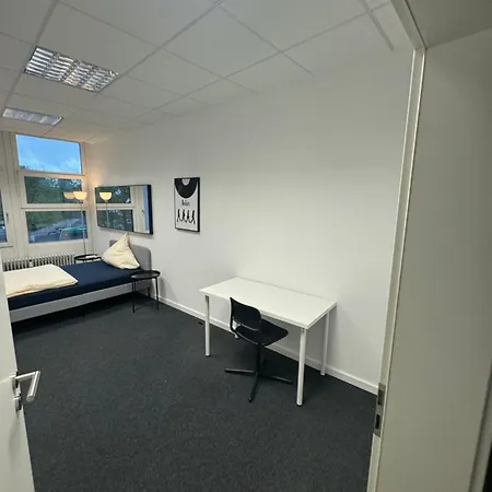 Appartement Mit 9 Schlafzimmern Und 1 Wohnzimmer Ottobrunn